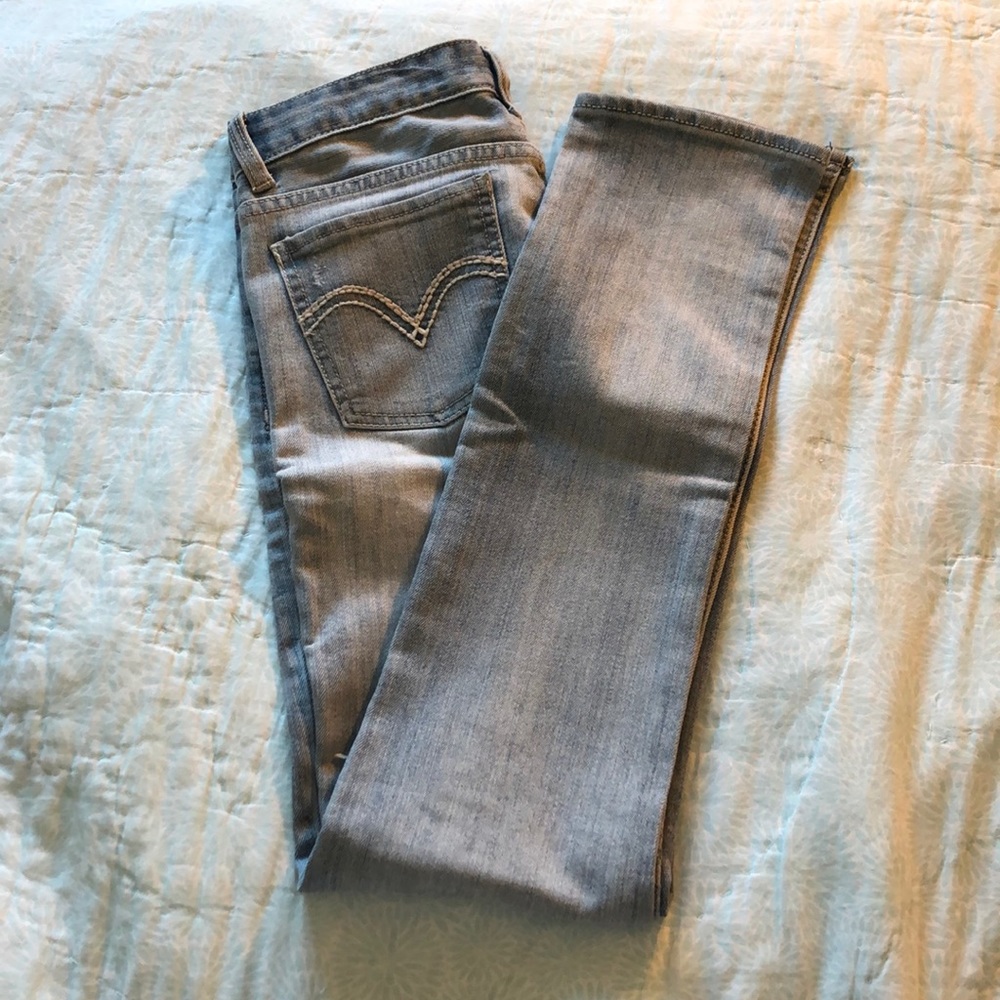 Ripped Boyfriend Jeans